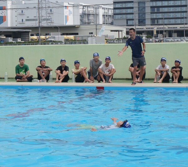 着衣泳 川通中学校ブログ